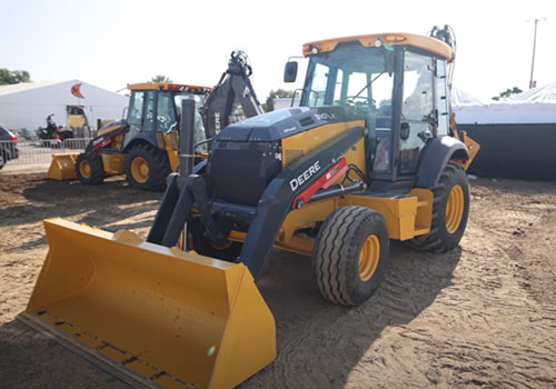 Deere 310x electric backhoe