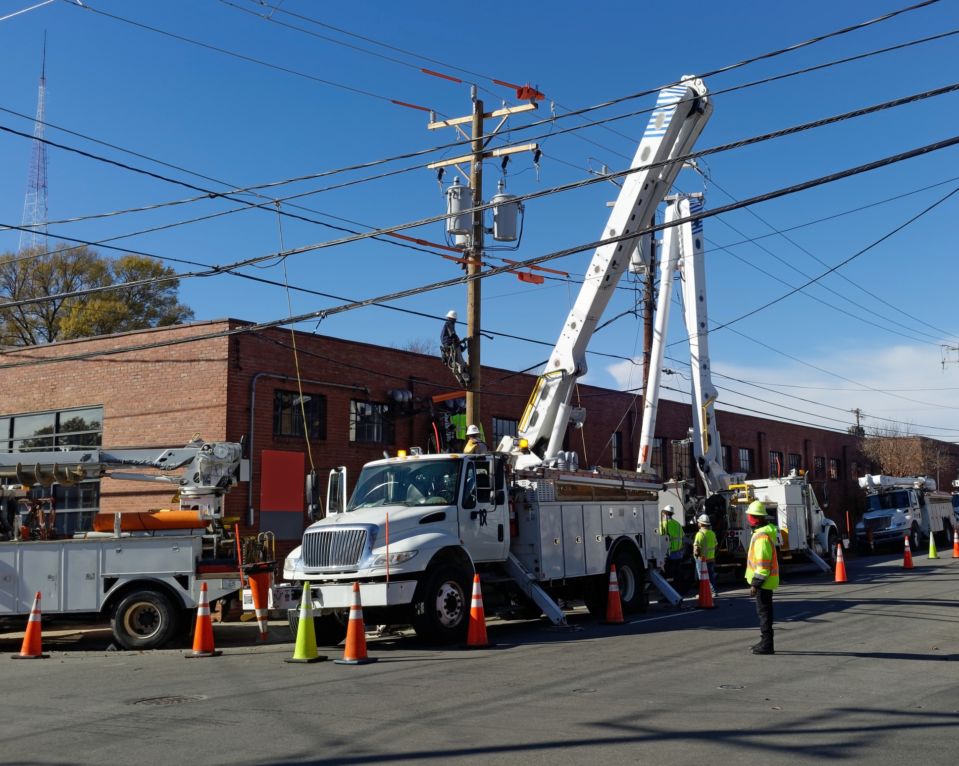 Electrical activity surrounding urban power lines.